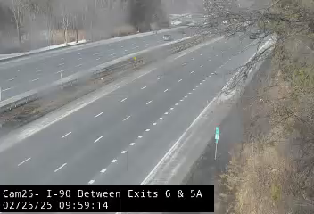 Traffic Cam I-90 WB Between Exits 6 and 5A - Westbound Player