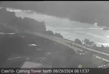 Traffic Cam I-787 from the north side of the Corning Tower - Northbound Player