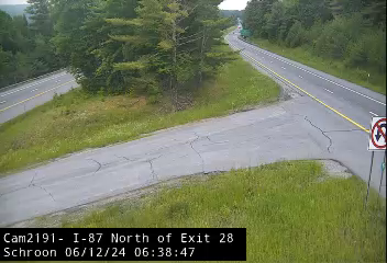 I-87 Southbound - North of Exit 28 Schroon - Southbound Traffic Camera