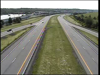Traffic Cam I-190 at Exit 23 (Packard Road) (1) Player