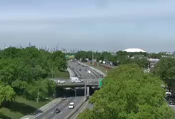 Traffic Cam I-495 at 146th Street - Westbound Player