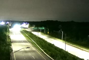 NY440 at Rossville Avenue - Southbound Traffic Camera