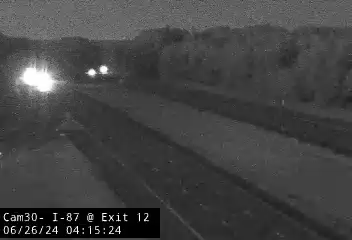 Traffic Cam I-87 at Exit 12 - Northbound Player