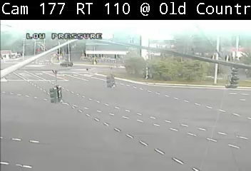 Traffic Cam 110 at Old Country Rd - Northbound Player