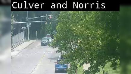 Traffic Cam East Rochester: Culver Rd at Norris St - Hisdale St Player