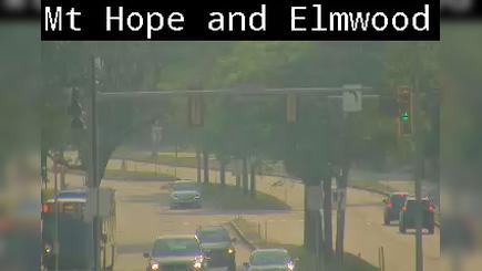Traffic Cam Rochester: Mt Hope Ave at Elmwood Ave Player