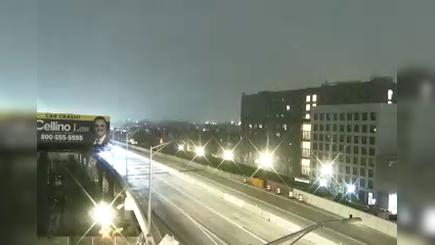 Traffic Cam New York › East: I-278 at Hunts Point Avenue Player