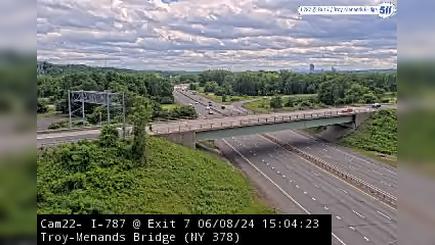 Traffic Cam Menands › North: I-787 at Exit - Bridge, NY 378 Player