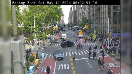 Manhattan Community Board 6: 5 Avenue @ 23 Street Traffic Camera