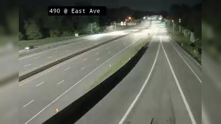 Traffic Cam Cobbs Hill: I-490 at East Avenue Player