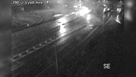 Traffic Cam North Gates: 390 at Lyell Ave Player