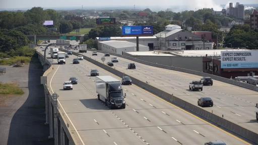 Traffic Cam Cobblestone District › North: I-190 at Interchange 6 (Elm Street) Player