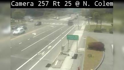 Traffic Cam Lake Grove: NY 25 Westbound at North Coleman Road Player