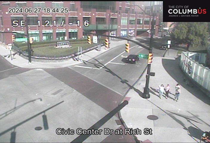 Civic Center Dr at Rich St Traffic Camera