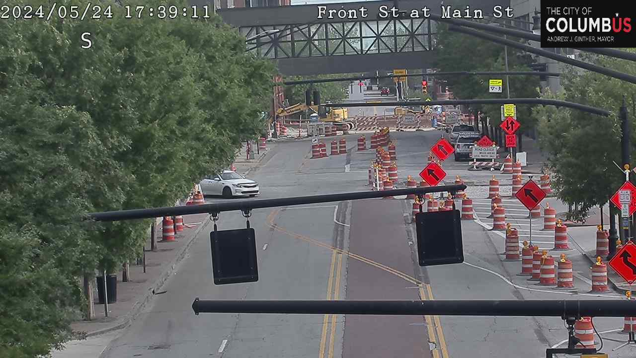 Traffic Cam Front St at Main St Player
