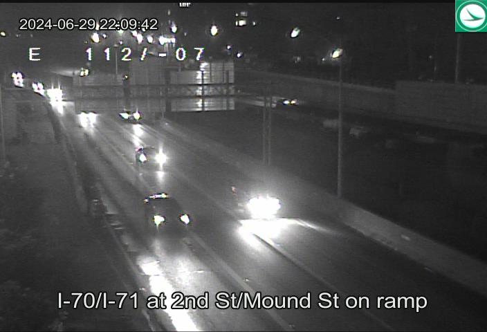 Traffic Cam I-70 at 2nd St / Mound St on ramp Player