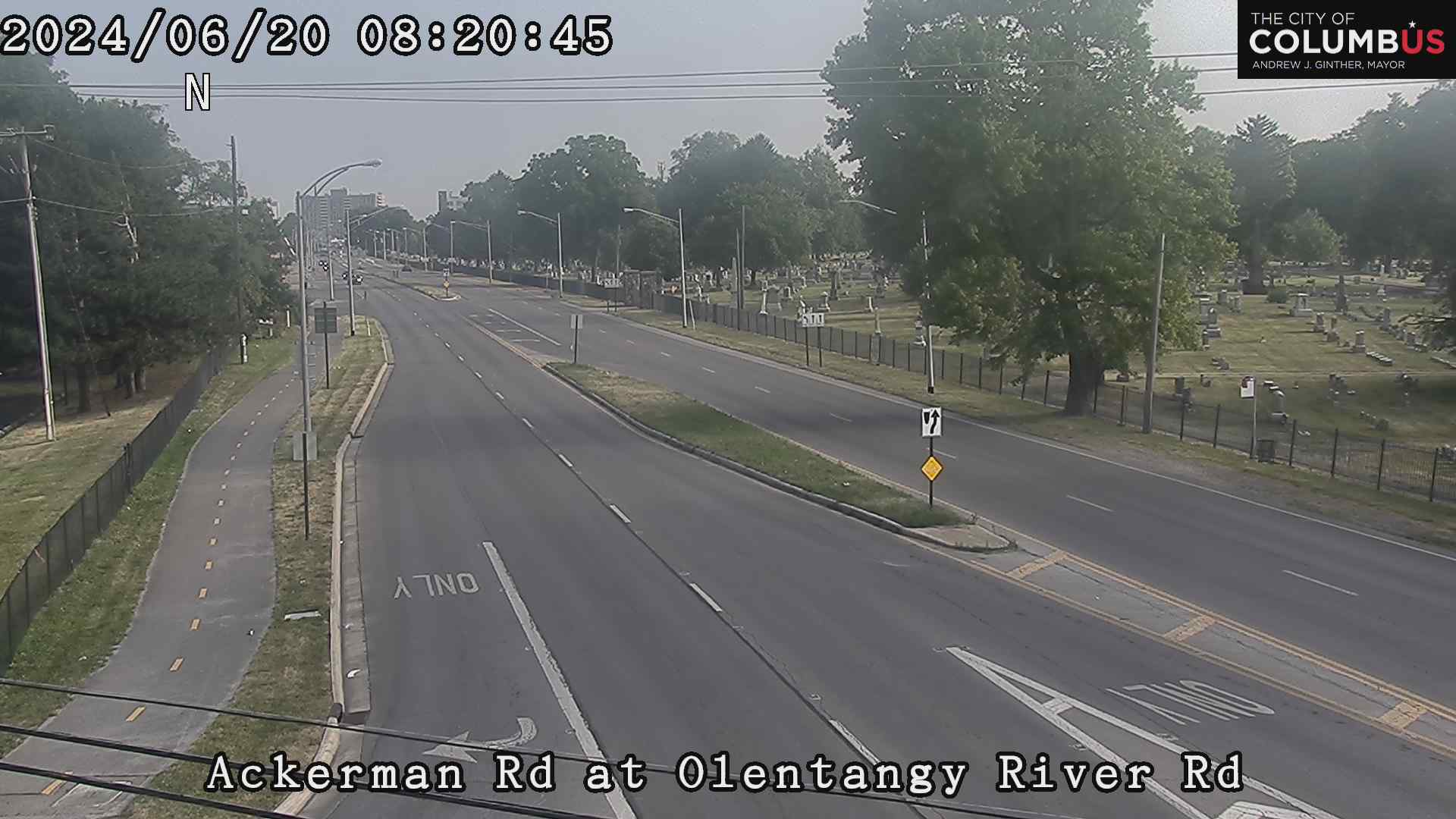 Traffic Cam Ackerman Rd at Olentangy River Rd Player