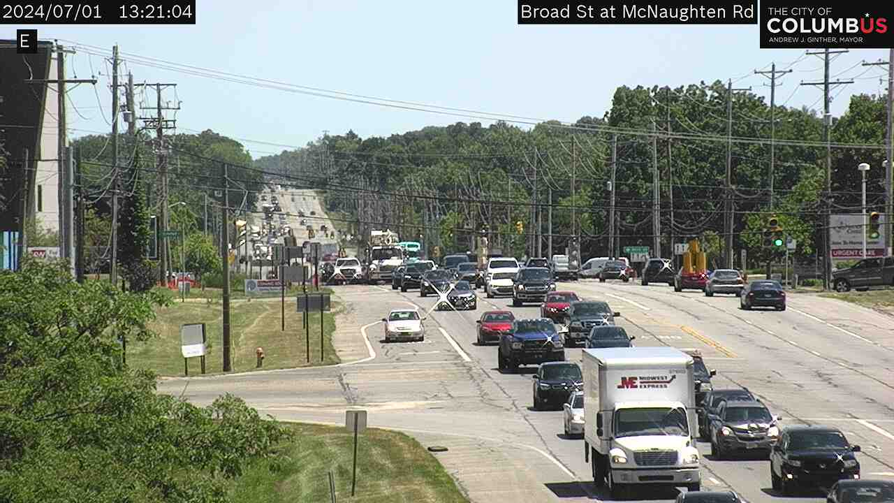 Traffic Cam Broad St at McNaughten Rd Player