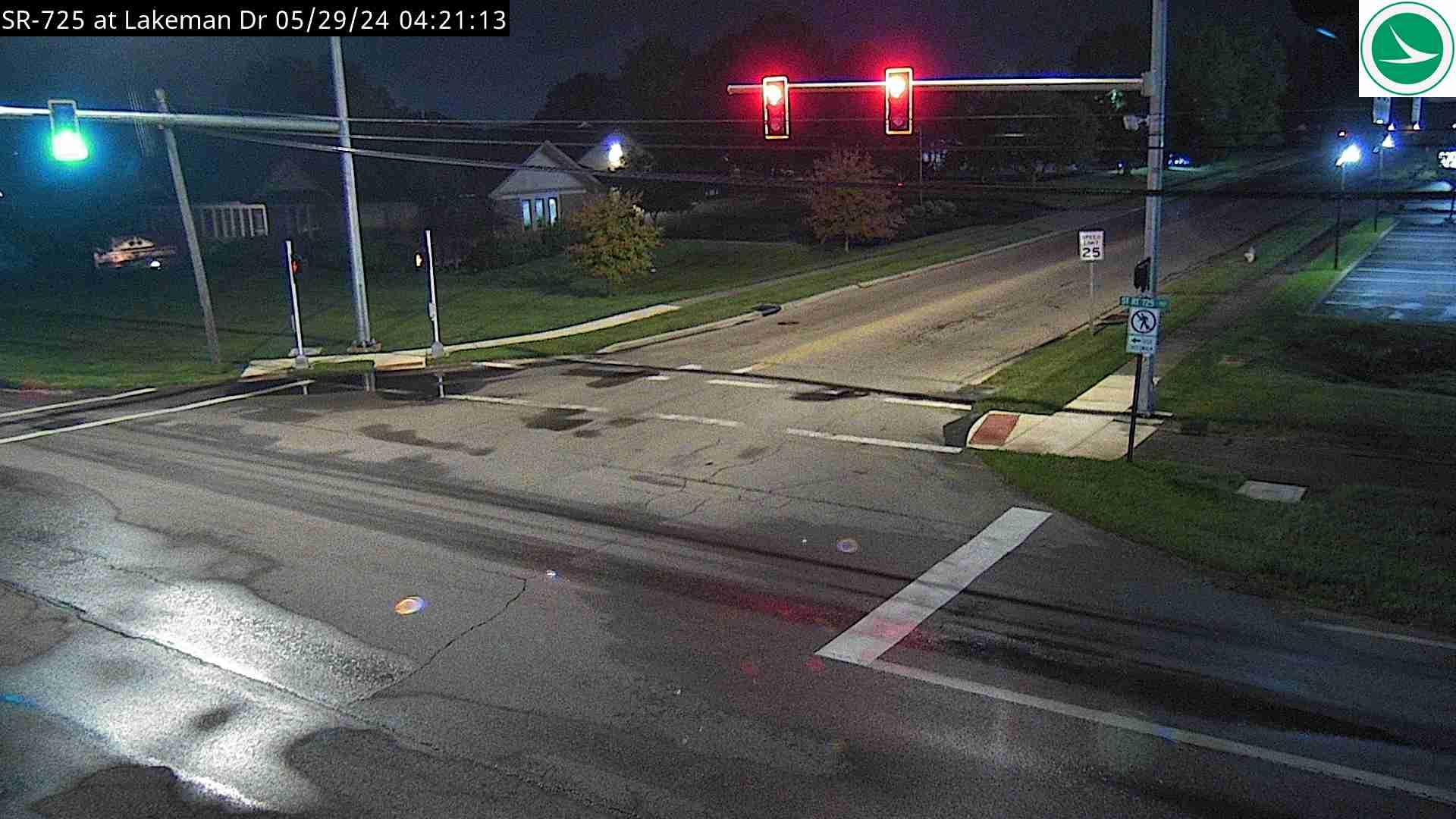 Traffic Cam Whites Corner: SR-725 at Lakeman Dr Player