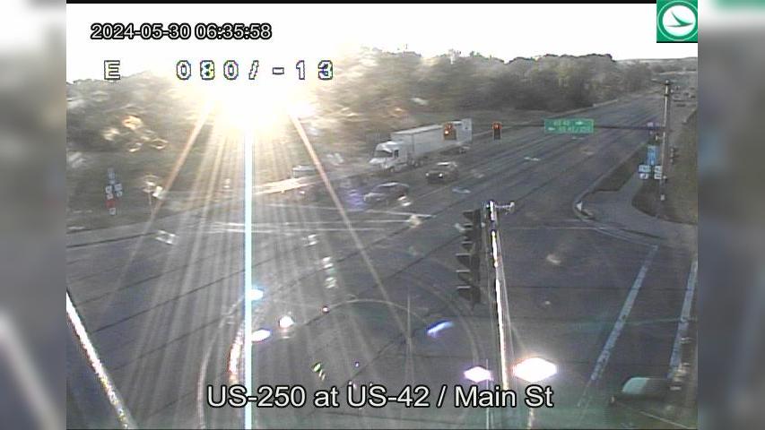 Ashland: US-250 at US-42 - Main St Traffic Camera