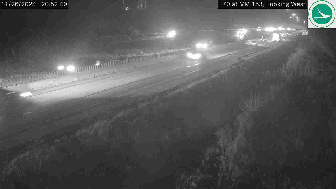 Traffic Cam Licking View: I-70 at MM 153, Looking West Player