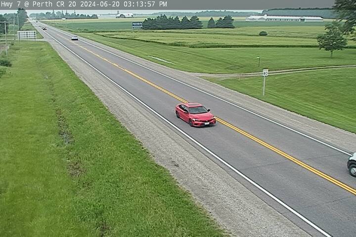 Traffic Cam Highway 7 near Perth County Road 20 - North Player
