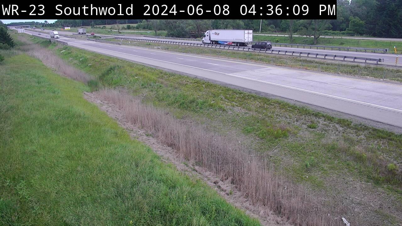 Southwold: Highway 401 near Regional Rd Traffic Camera