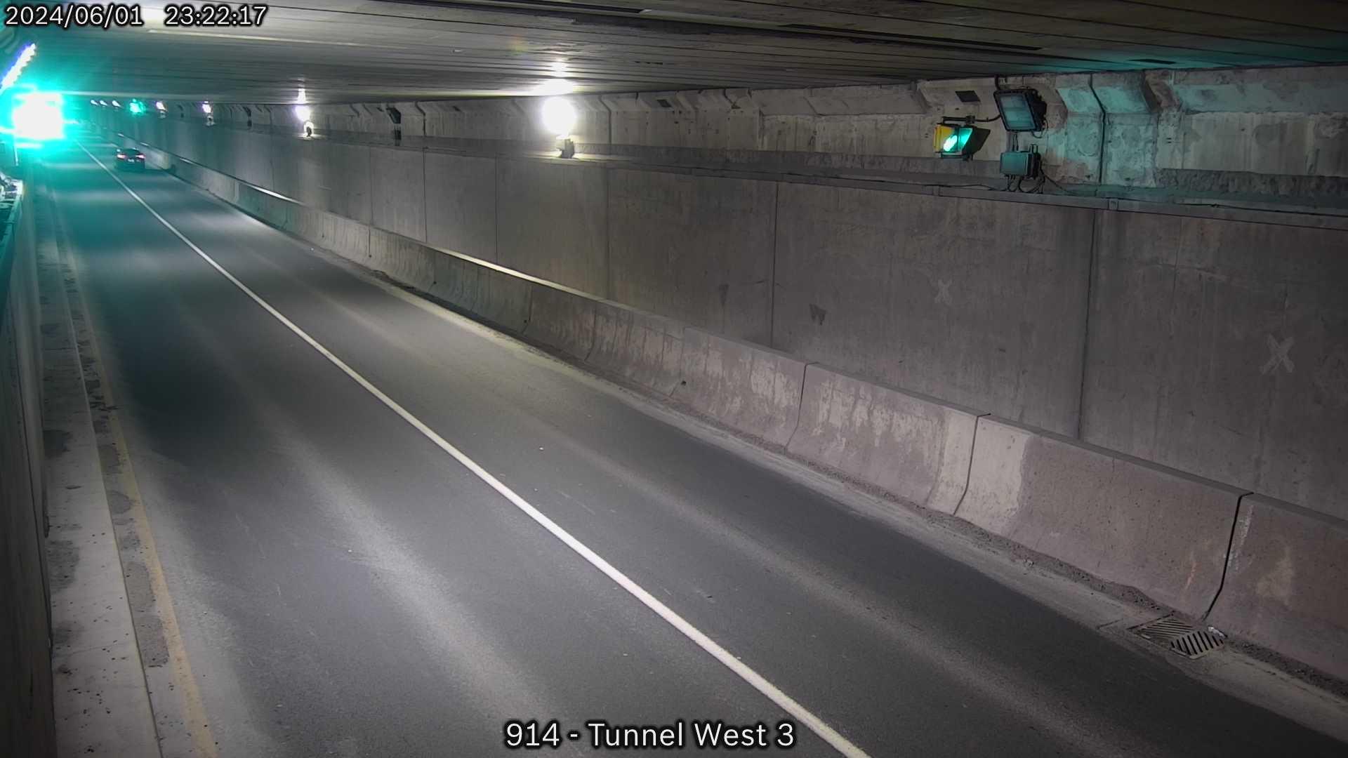 Traffic Cam Thorold: WB - Tunnel (5) Player