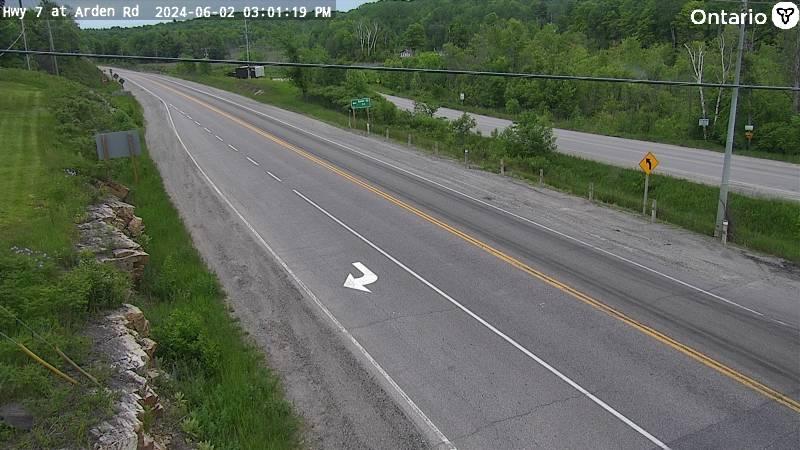 Traffic Cam Central Frontenac: Highway 7 at Arden Rd Player