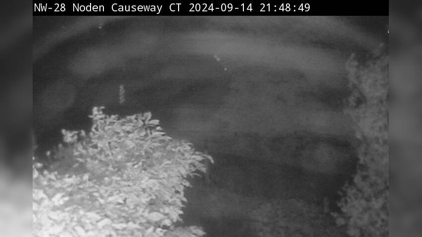 Traffic Cam Unorganized Rainy River: Highway 11 near Noden Causeway Player