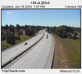 Traffic Cam I-84 at 223rd Player
