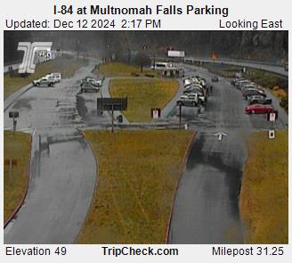 Traffic Cam I-84 at Multnomah Falls Parking Player