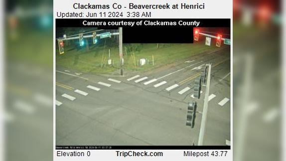 Traffic Cam Rivergrove: Clackamas Co - Beavercreek at Henrici Player