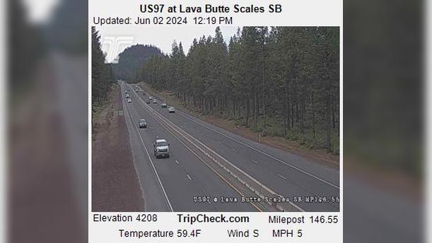 Traffic Cam Bend: US 97 at Lava Butte Scales SB Player