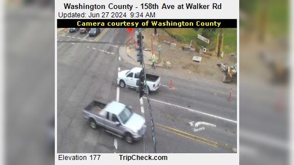 Traffic Cam Beaverton: Washington County - 158th Ave at Walker Rd Player