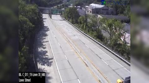Traffic Cam Duquesne Heights: US 19 @ SHALER ST Player