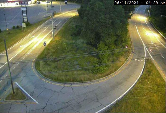 Rt 1 @ Rt 402 Frenchtown Rd - Route 402 Traffic Camera