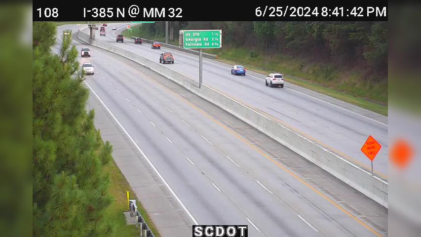 Traffic Cam Camelot: I-385 N @ MM Player