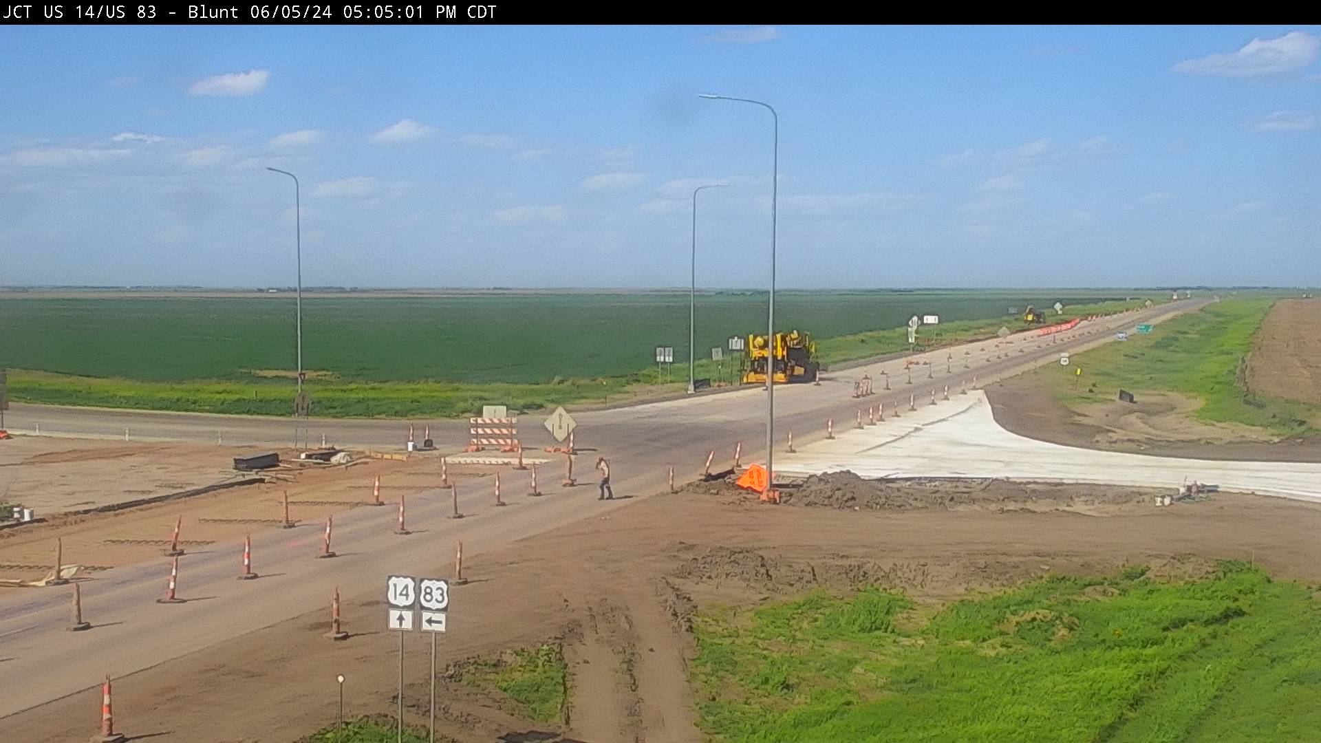 Traffic Cam 4 miles west of town at US-14 & US-83 - East Player