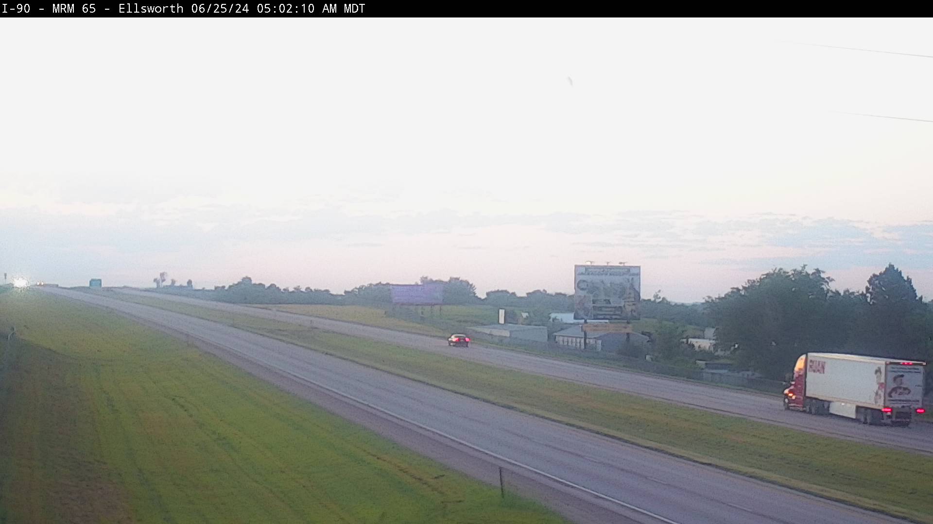 4 miles east of town along I-90 @ MP 65.2 - East Traffic Camera