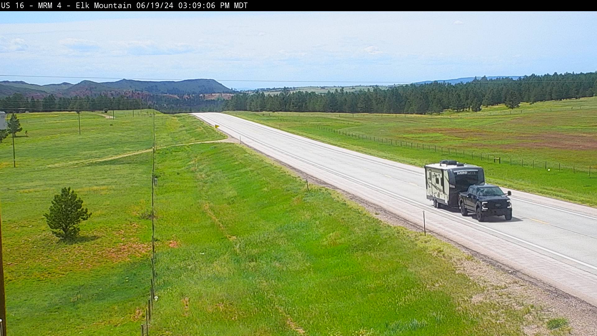 Traffic Cam 23 miles west of Custer along US-16 @ MM 4 - West Player