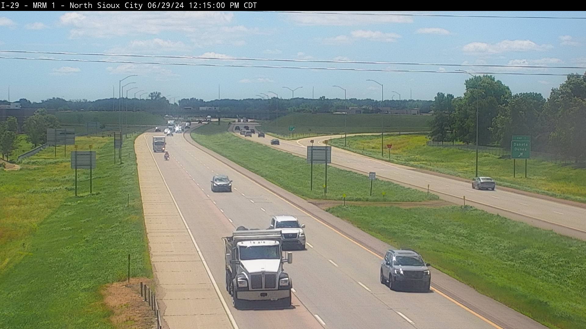 2 miles north of town along I-29 @ MP 2 - South Traffic Camera