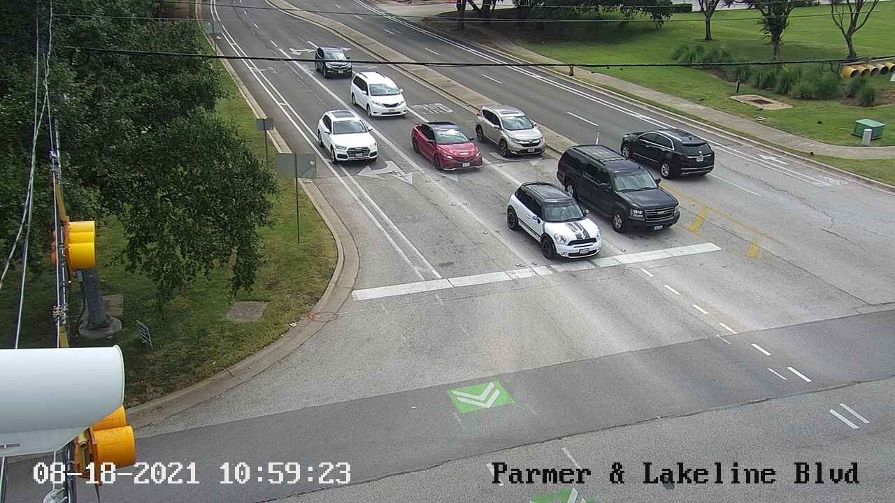  PARMER LN / LAKELINE BLVD Traffic Camera