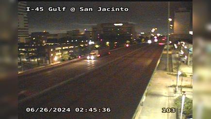 Traffic Cam Houston › South: I-45 Gulf @ San Jacinto Player