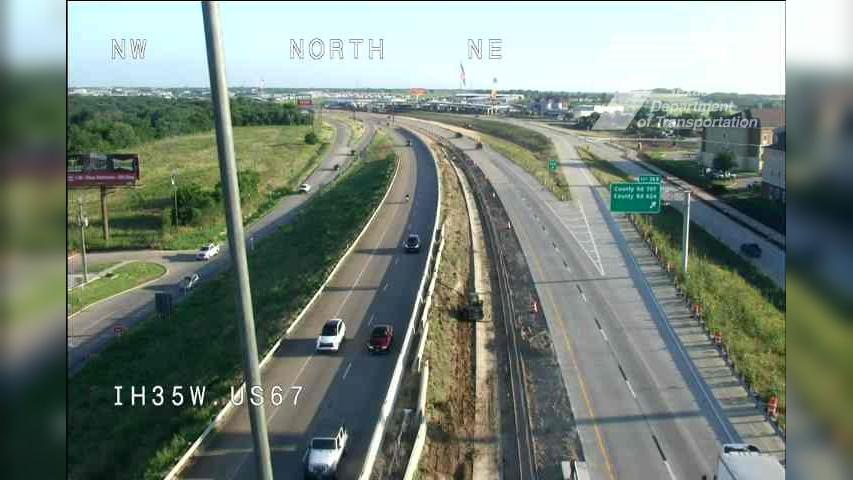 Alvarado › North: I-35W @ US 67 Traffic Camera