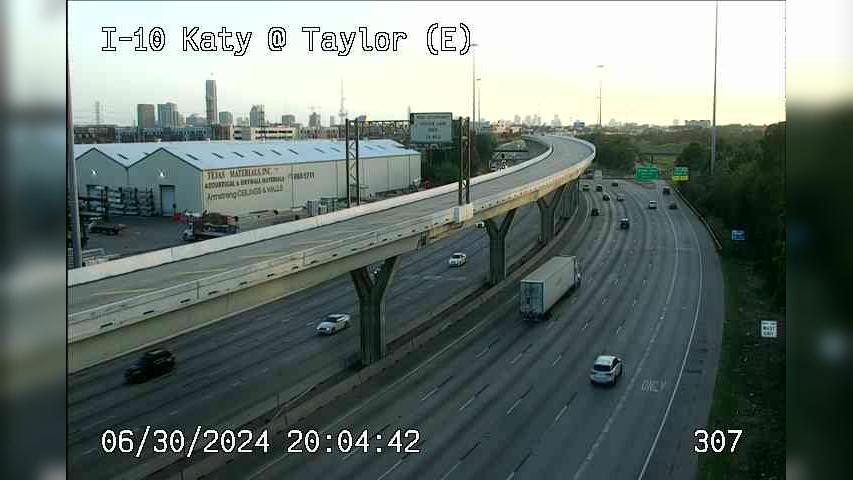 Houston › East: I-10 Katy @ Taylor (E) Traffic Camera