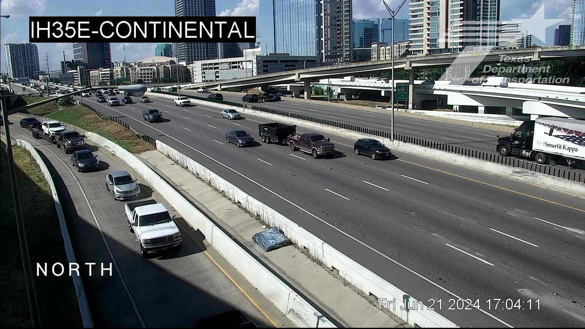 Traffic Cam Downtown PID › North: I-35E @ Continental Player