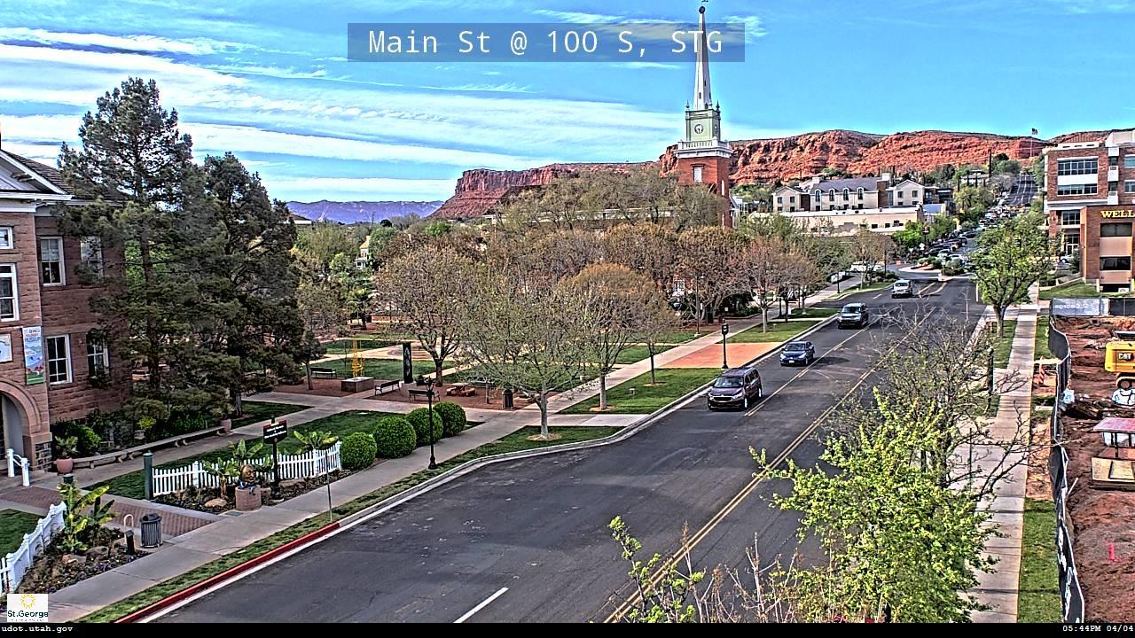 Main St @ 100 S STG Traffic Camera