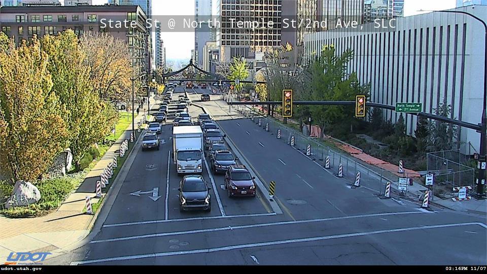 State St SR 186 @ North Temple St 2nd Ave SLC Traffic Camera