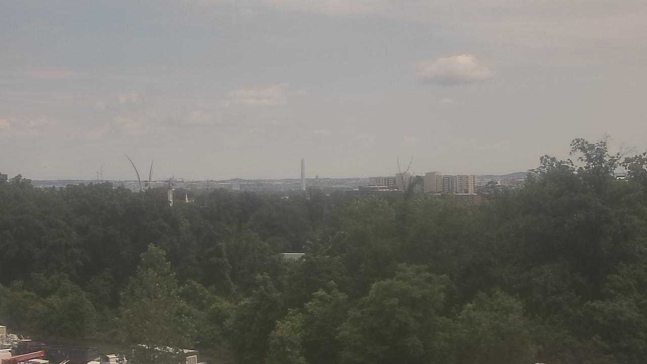Traffic Cam Arlington: Air Force Memorial - The Old Post Office Pavilion - Washington Monument Player